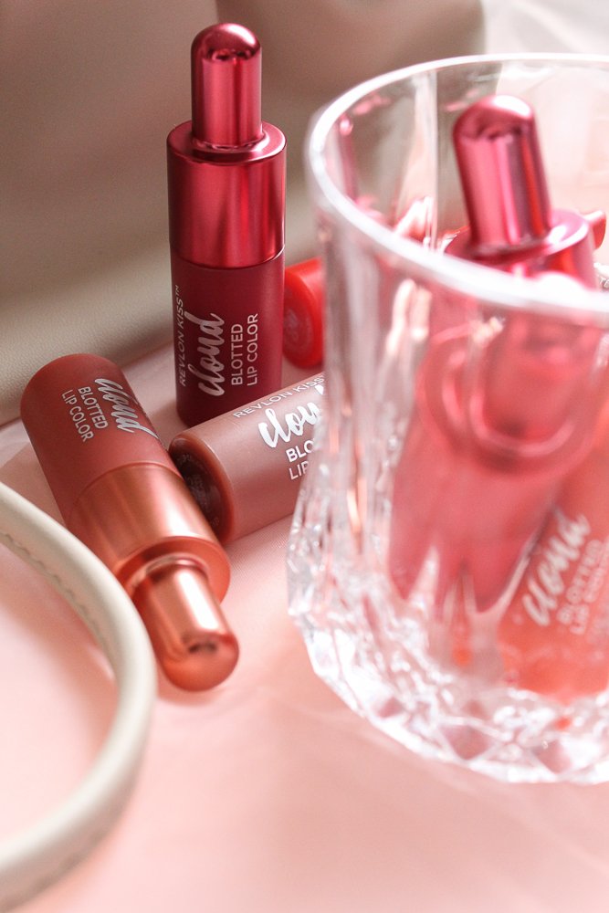 Revlon Kiss Cloud Blotted Lip Color