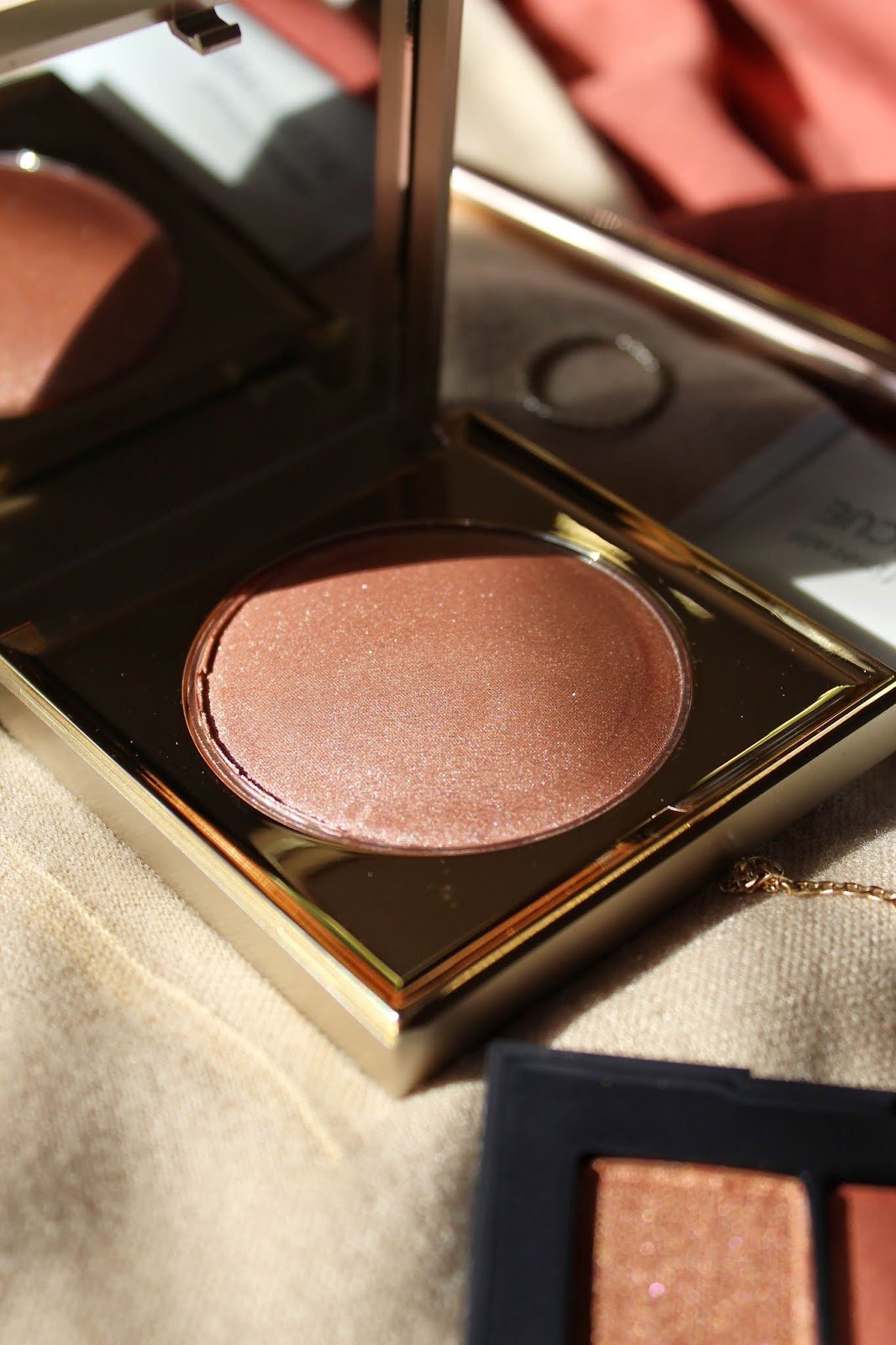 Stila Heaven's Hue Highlighter Kitten