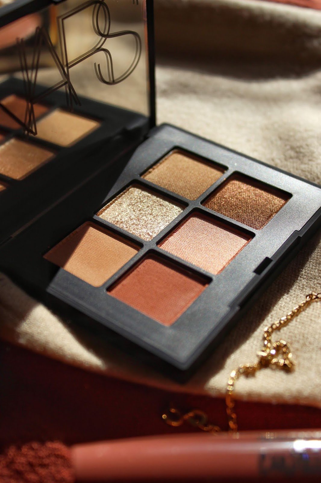 NARS Voyageur Palette Nectar