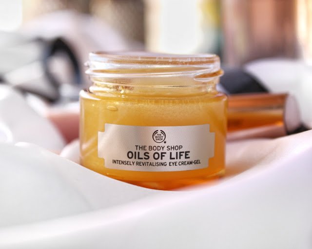 The Body Shop Oils of Life Eye Cream Gel