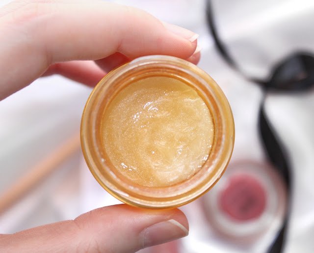 The Body Shop Oils of Life Eye Cream Gel