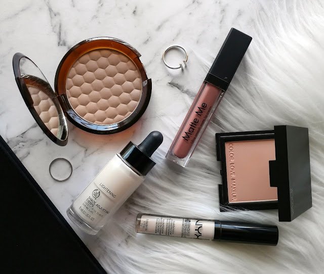 Makeup for pale skin