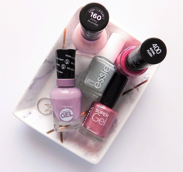 Summer nail polish